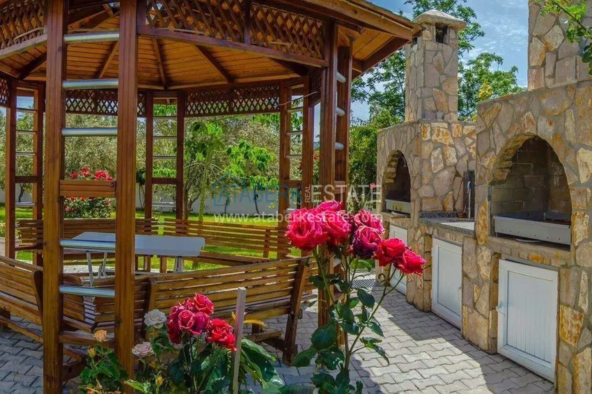 1+1 apartment in Mahmutlar — new furniture, 70 m², glazed balcony, sea and mountain views 19 