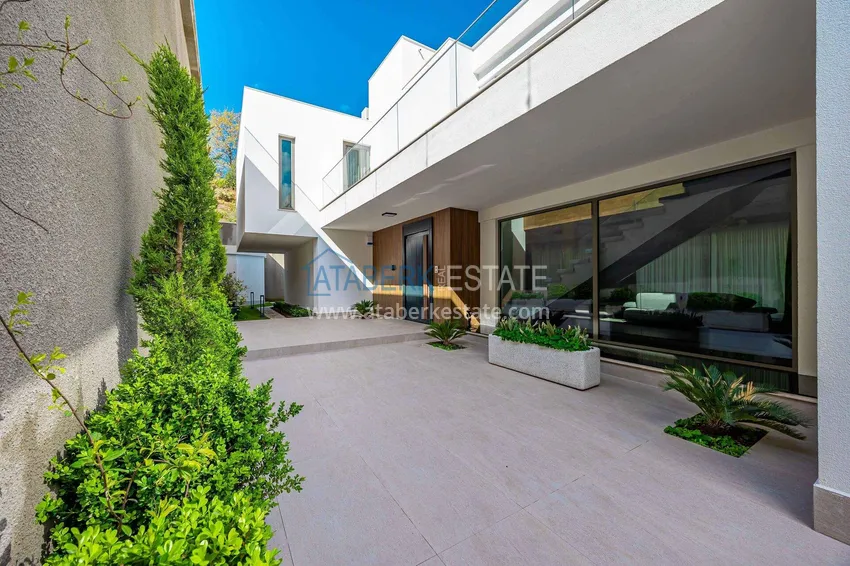 Premium 4+1 villa with panoramic views in Kargicak - fully furnished, suitable for citizenship  25 
