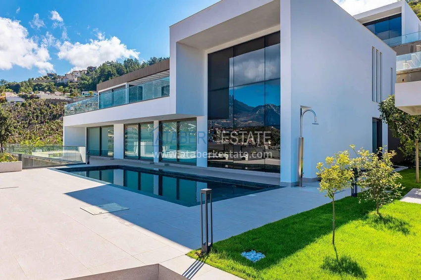 Premium 4+1 villa with panoramic views in Kargicak - fully furnished, suitable for citizenship  15 