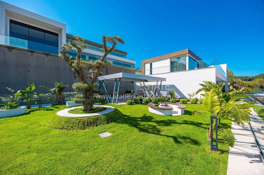 Premium 4+1 villa with panoramic views in Kargicak - fully furnished, suitable for citizenship  10 
