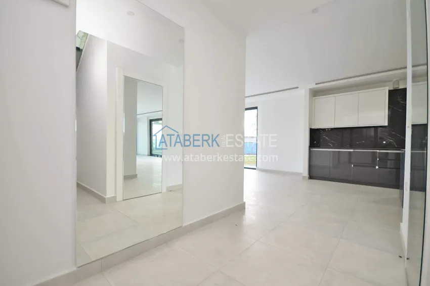 Purchase 3+1 garden duplex in Kargicak - 300 m² private plot 1 