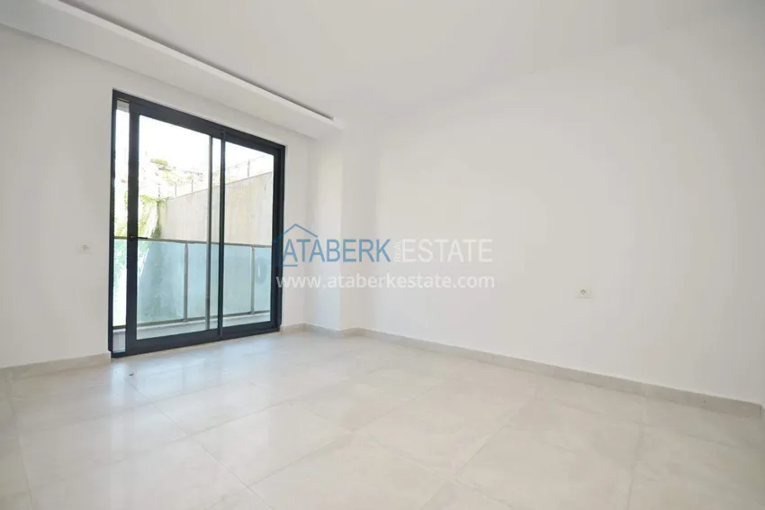 Purchase 3+1 garden duplex in Kargicak - 300 m² private plot 11 