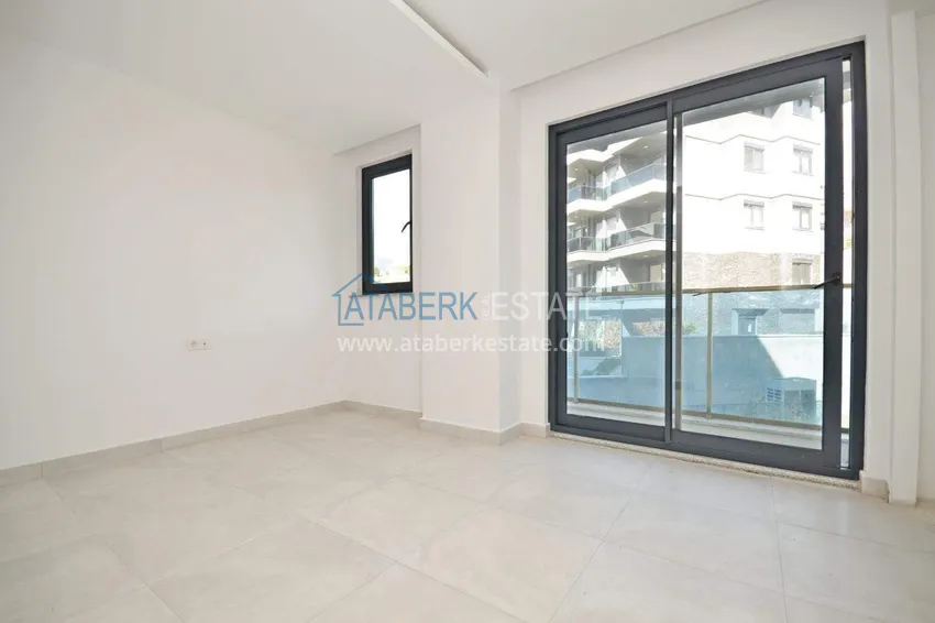 Purchase 3+1 garden duplex in Kargicak - 300 m² private plot 13 