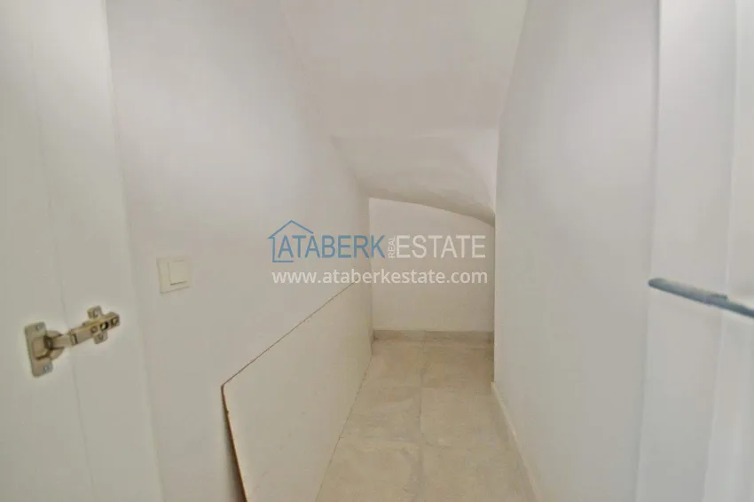 Purchase 3+1 garden duplex in Kargicak - 300 m² private plot 14 