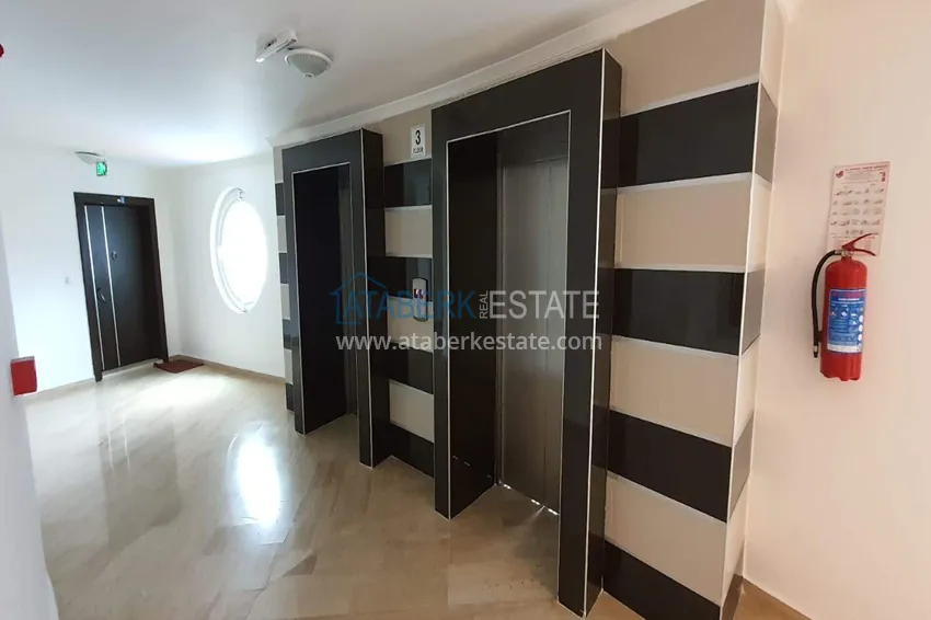 2+1 apartment in Mahmutlar - 130 m², furnished, spacious balcony 14 