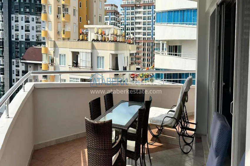 Purchase 2+1 apartment in Mahmutlar - 130 m², furnished, spacious balcony 22 