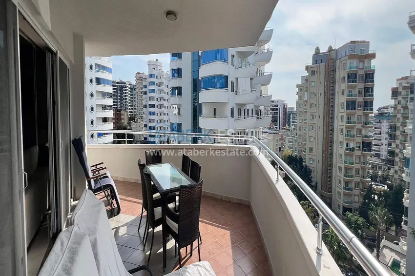 Purchase 2+1 apartment in Mahmutlar - 130 m², furnished, spacious balcony 23 