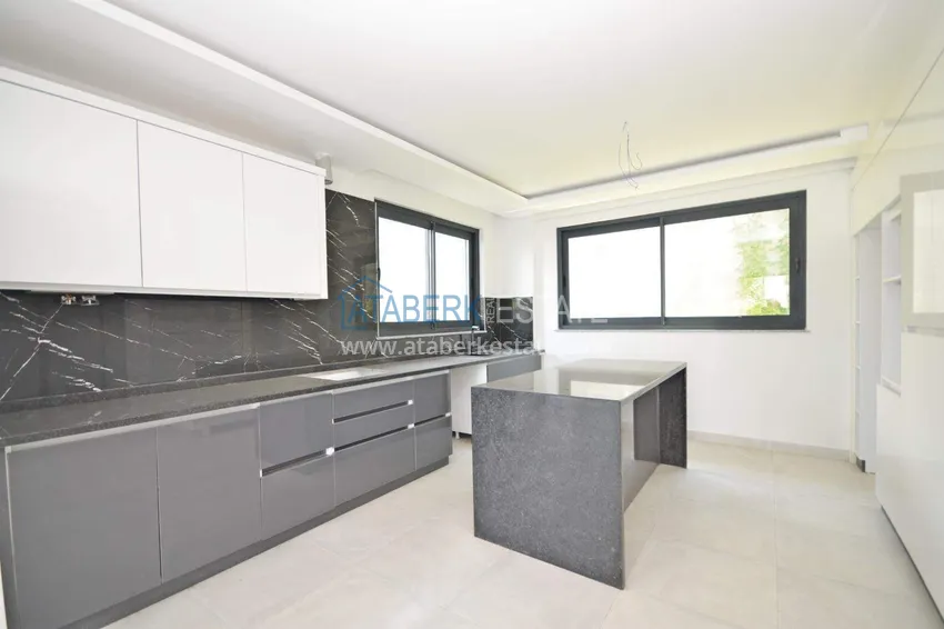 Purchase 3+1 garden duplex in Kargicak - 300 m² private plot 3 