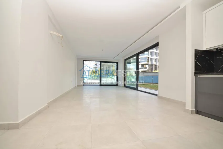 Purchase 3+1 garden duplex in Kargicak - 300 m² private plot 4 