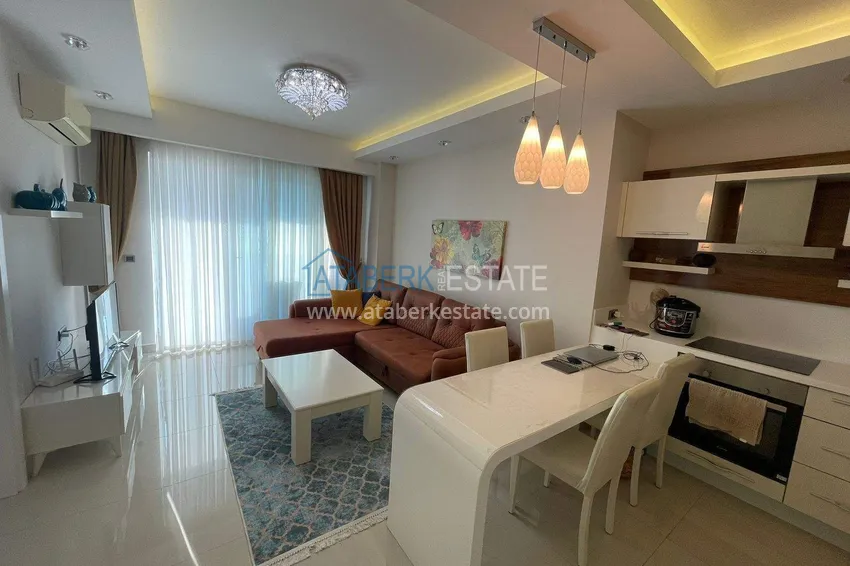 Purchase  1+1 apartment in Mahmutlar - furniture, glazed balcony, sea view, 200 m to the beach 2 