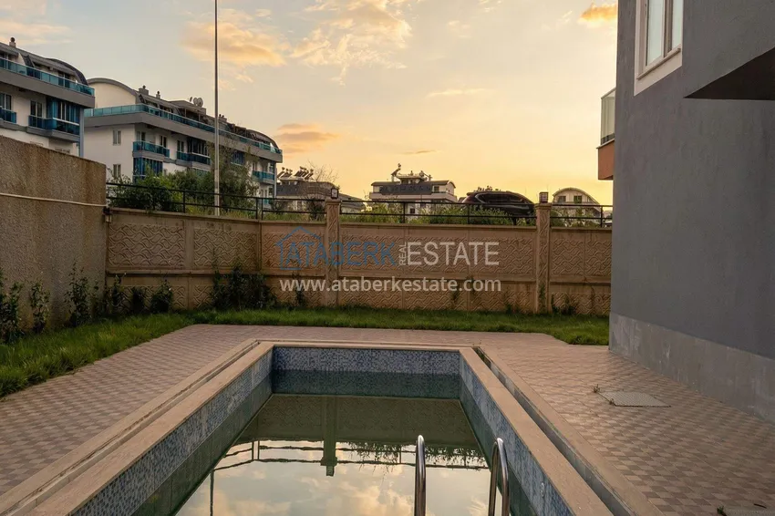 Two-room apartment in Alanya, Oba area — 60 m2 furnished and mountain views  2 