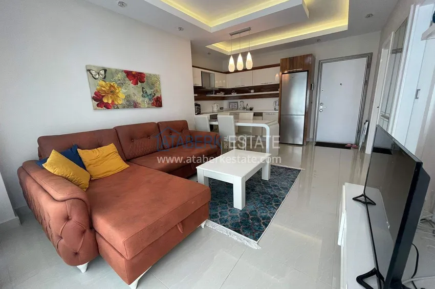 Purchase  1+1 apartment in Mahmutlar - furniture, glazed balcony, sea view, 200 m to the beach 4 