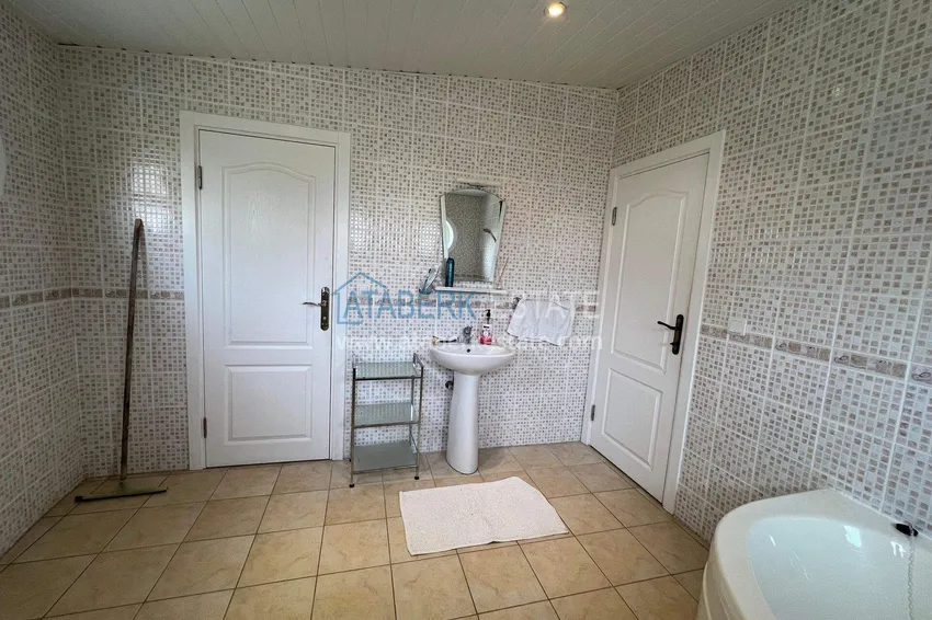 Purchase 4+1 triplex villa in Avsallar - furnished, with pool and sea view 22 