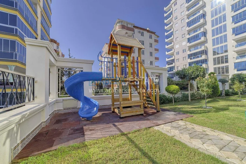 Penthouse duplex 4+1 in Mahmutlar - furniture, prestigious complex, 350 meters from the sea 13 