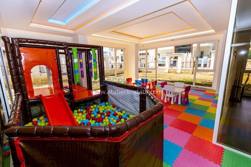 Penthouse duplex 4+1 in Mahmutlar - furniture, prestigious complex, 350 meters from the sea 17 