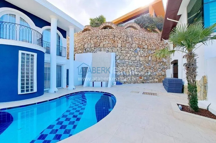 Citizenship property. Detached two-storey villa in Alanya, Kargicak district 6 
