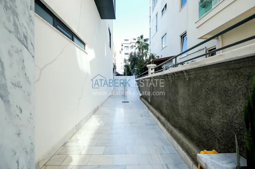 1+1 sea view apartment in Kestel - first line, suitable for citizenship 10 