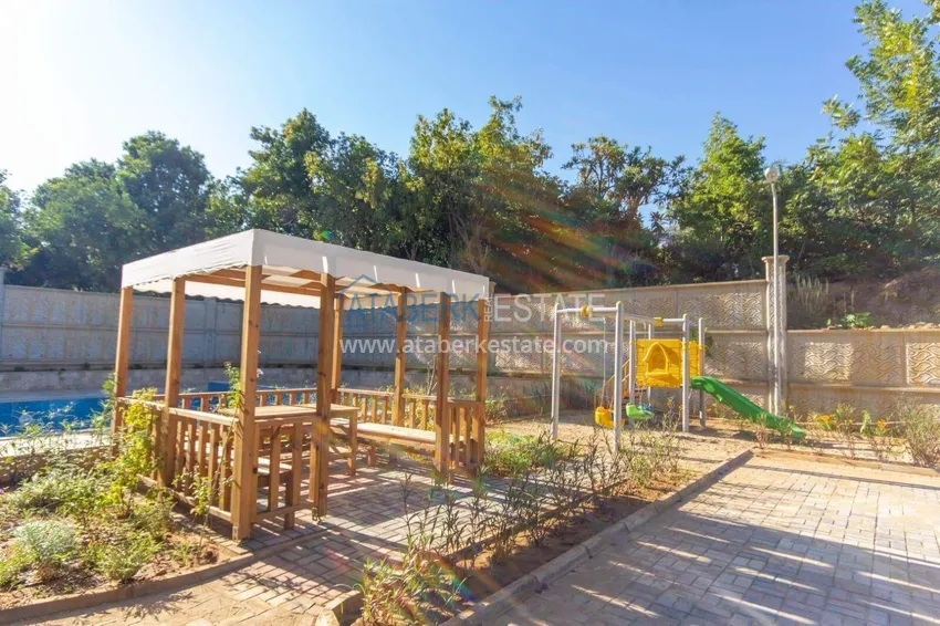 2+1 apartment in Alanya, Oba district - a residence with infrastructure 11 