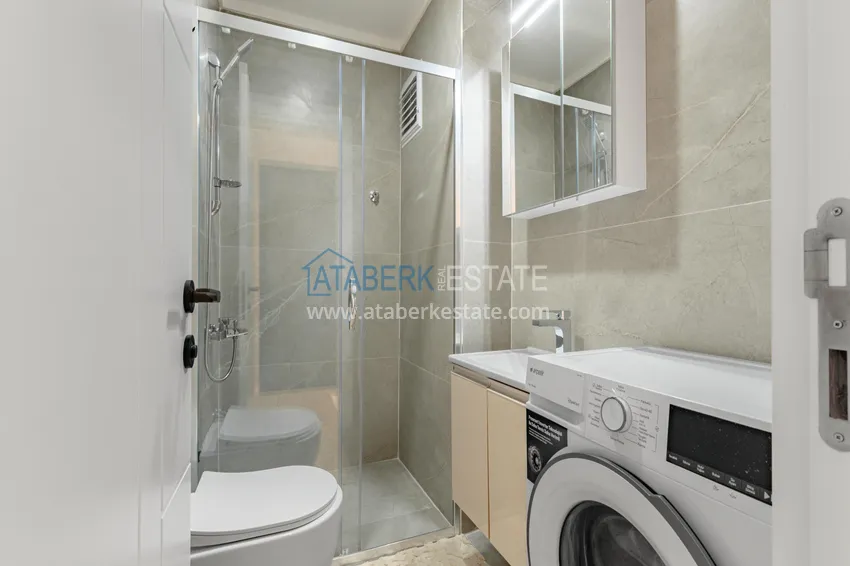 Purchase  New 1+1 apartment in the center of Alanya, Cleopatra beach area - high ceilings, new furniture and appliances 11 