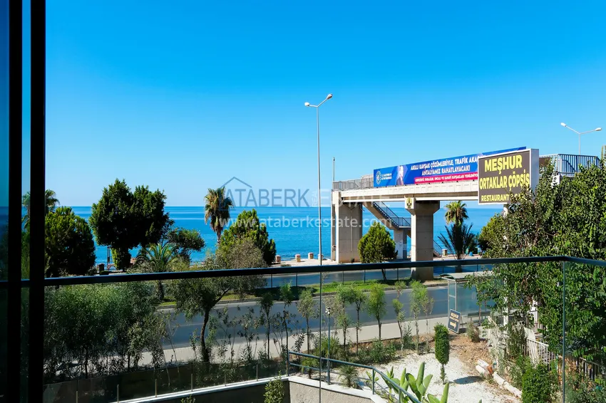 Purchase  1+1 sea view apartment in Kestel - first line, suitable for citizenship 18 