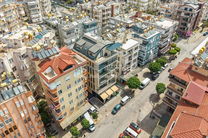 New 1+1 apartment in the center of Alanya, Cleopatra beach area - high ceilings, new furniture and appliances 3 