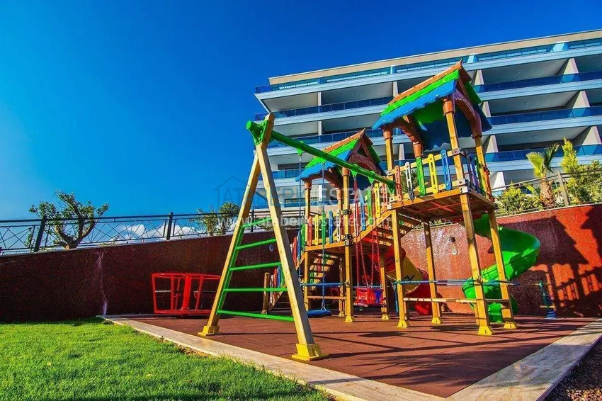 Penthouse duplex 2+1 in Kargicak from the owner - luxury furniture, panoramic view 16 