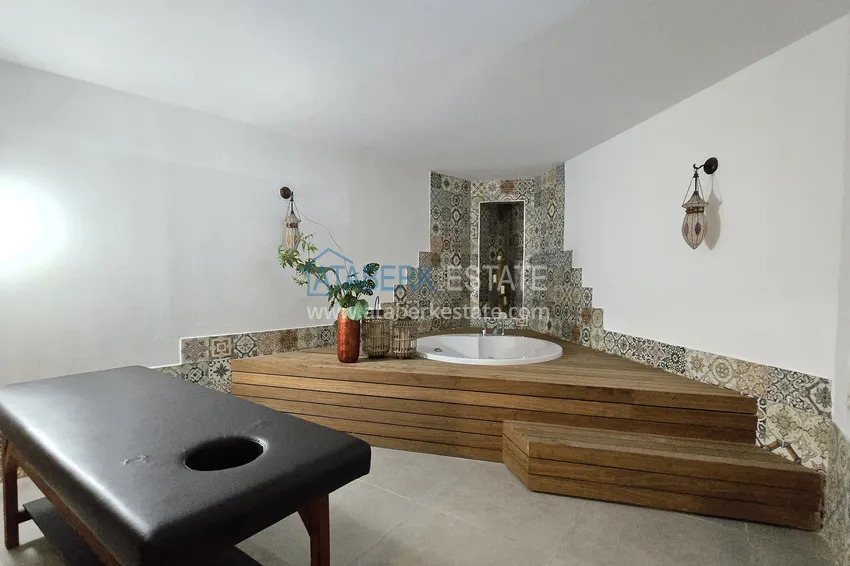 Penthouse duplex 2+1 in Kargicak from the owner - luxury furniture, panoramic view 29 