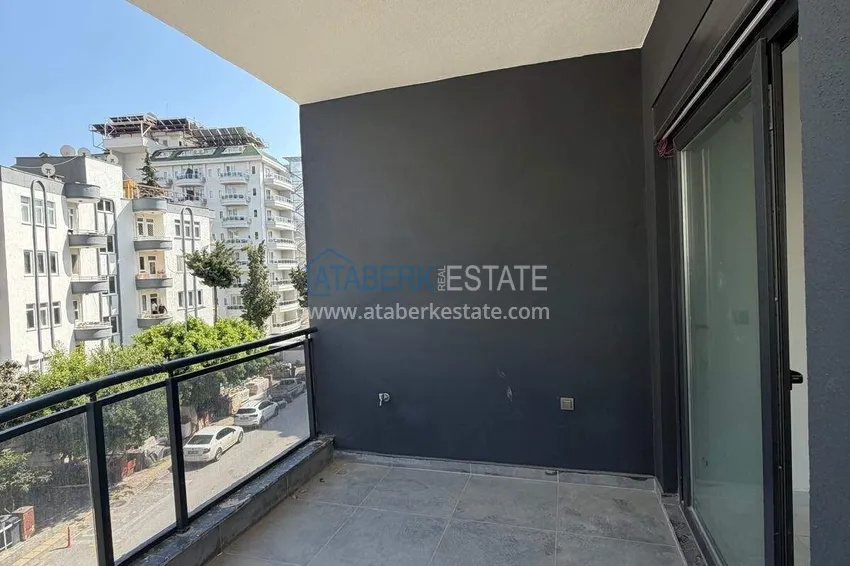 Purchase  2+1 apartment in the center of Alanya, Cleopatra beach area - short-term rent is allowed 9 