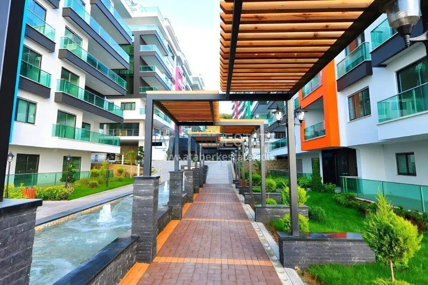 3+1 penthouse duplex in Kargicak - first line, private beach, 15-month installments 15 