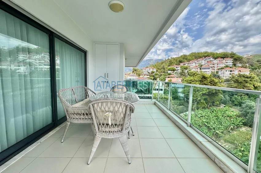 Purchase  3+1 penthouse duplex in Kargicak - first line, private beach, 15-month installments 21 