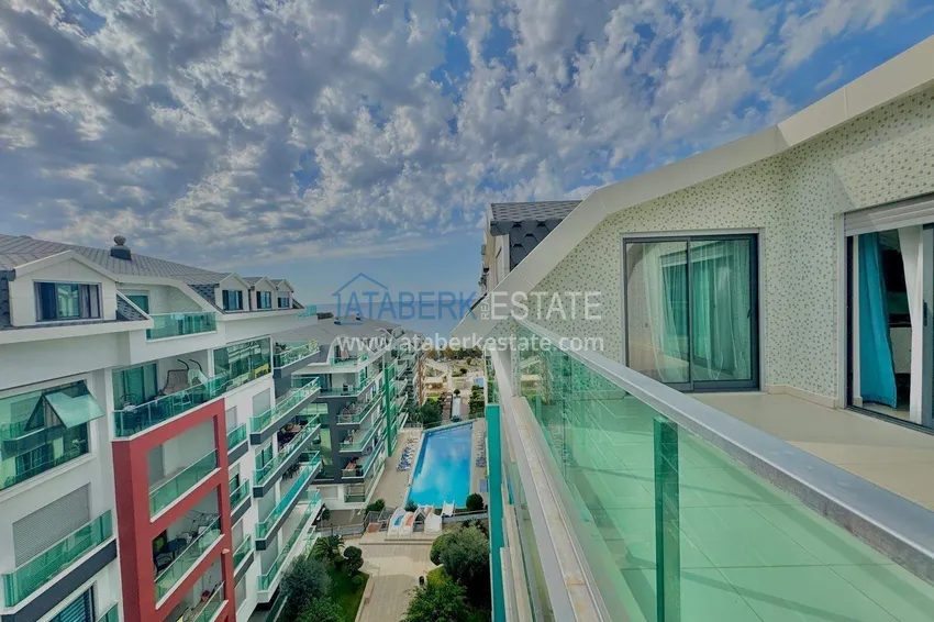 Purchase  3+1 penthouse duplex in Kargicak - first line, private beach, 15-month installments 30 