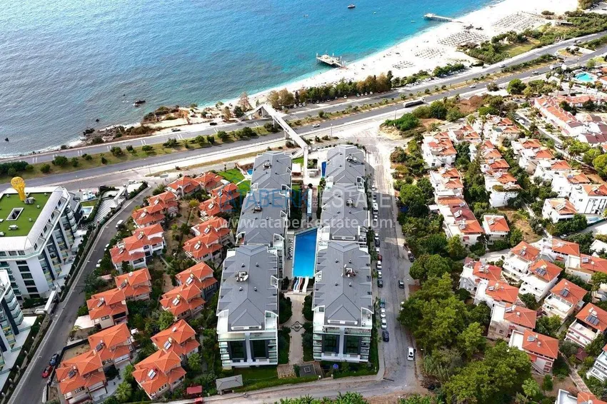 3+1 penthouse duplex in Kargicak - first line, private beach, 15-month installments 4 