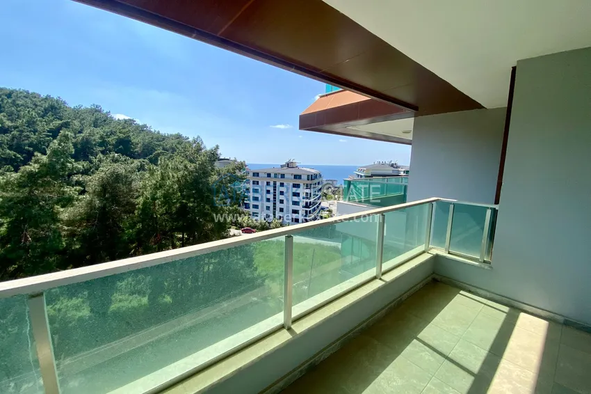 Purchase  4+1 duplex for citizenship in Kargicak - sea view, luxury complex 46 