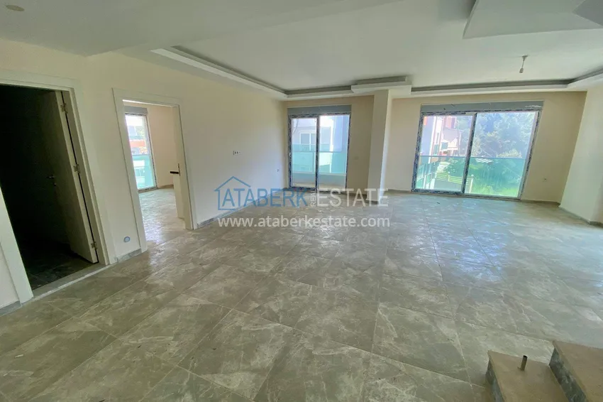 Purchase  4+1 duplex for citizenship in Kargicak - sea view, luxury complex 6 