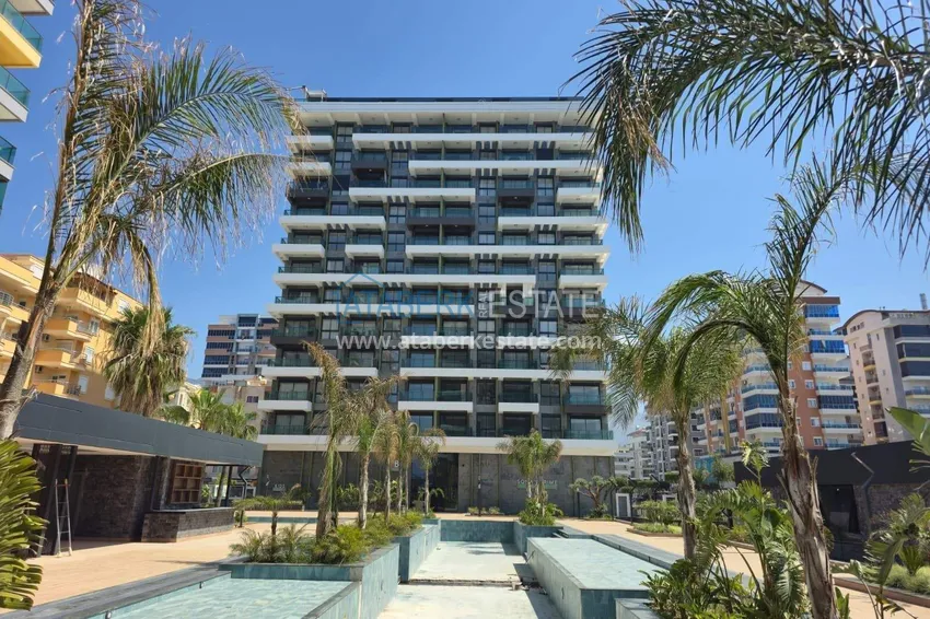 Apartments from the developer in Mahmutlar on the beachfront 9 