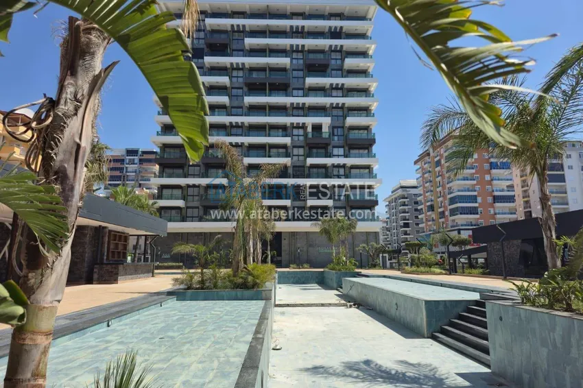 Apartments from the developer in Mahmutlar on the beachfront 10 