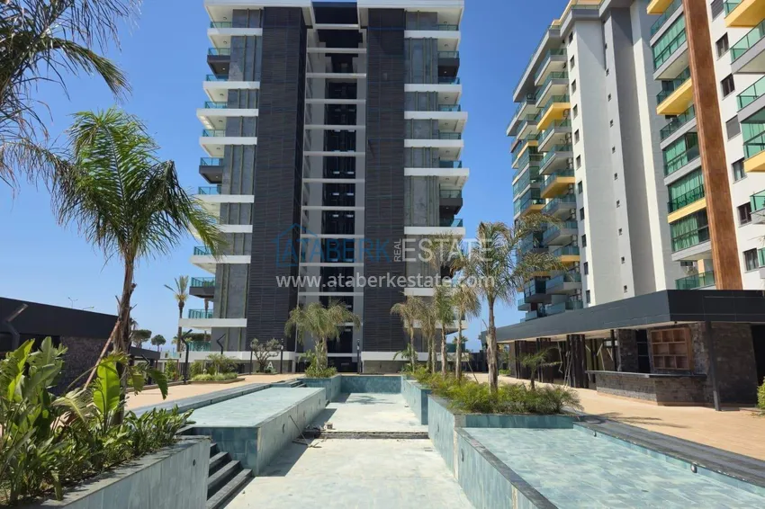 Apartments from the developer in Mahmutlar on the beachfront 11 