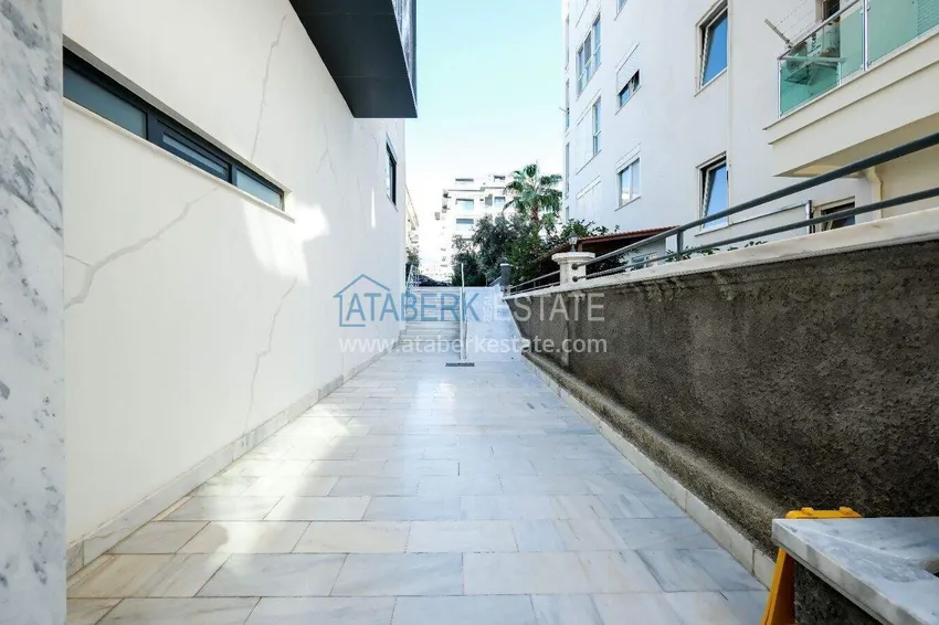 1+1 sea view apartment in Kestel - first line, suitable for citizenship 10 