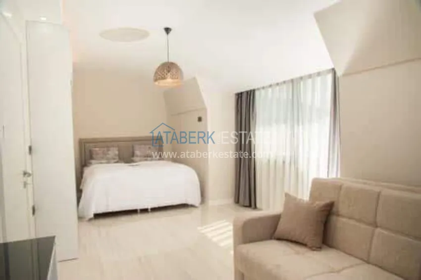 Purchase  3+1 penthouse duplex in the center of Alanya, Cleopatra beach area — furnished, suitable for a residence permit 11 