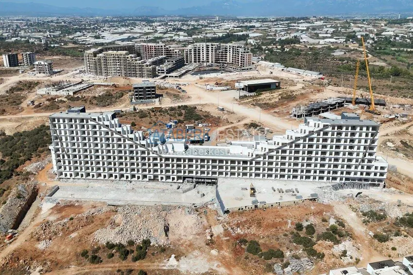 Urgent sale! 1+1 apartment in Altintash - from an investor, a premium complex, the price is cheaper than that of the developer  10 
