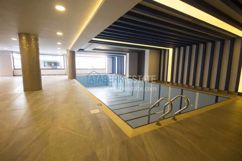 Apartment 2+1 on the beachfront in Mahmutlar — furniture, direct sea view  19 