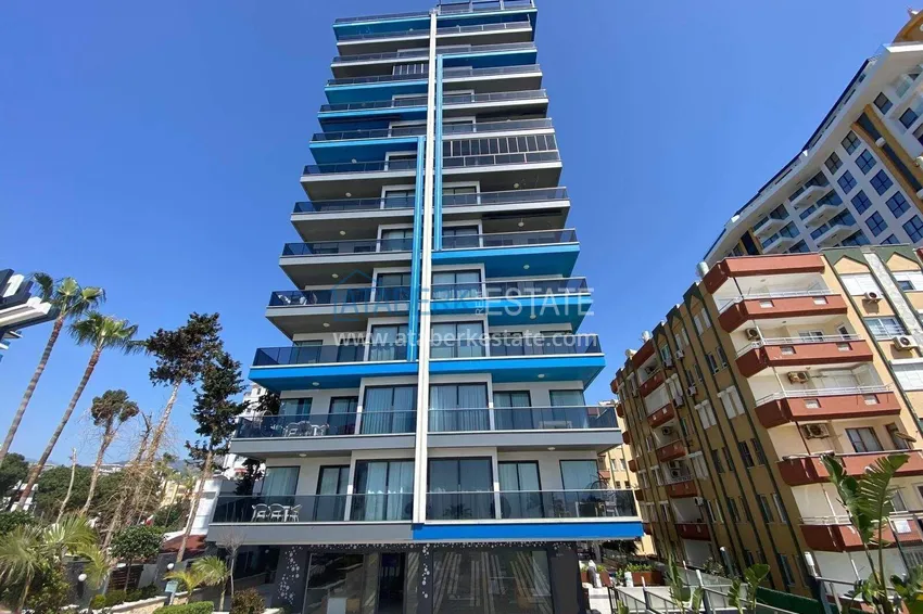 Apartment 2+1 on the beachfront in Mahmutlar — furniture, direct sea view  3 