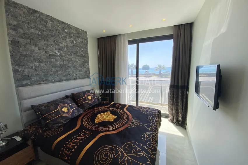 Purchase  Apartment 2+1 on the beachfront in Mahmutlar — furniture, direct sea view  3 