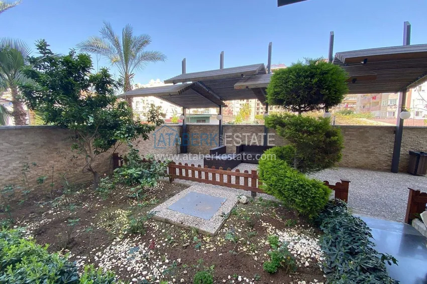 Apartment 2+1 on the beachfront in Mahmutlar — furniture, direct sea view  14 