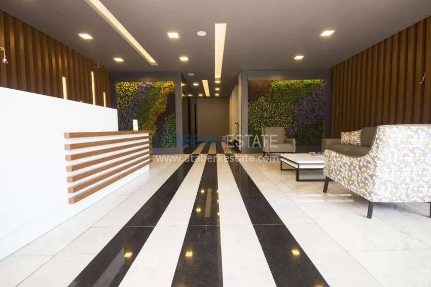 Apartment 2+1 on the beachfront in Mahmutlar — furniture, direct sea view  17 