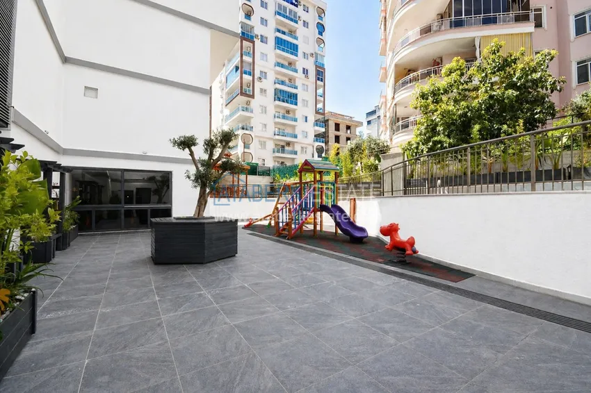Penthouse duplex 2+1 in Mahmutlar — furnished and with mountain views, near the center 10 