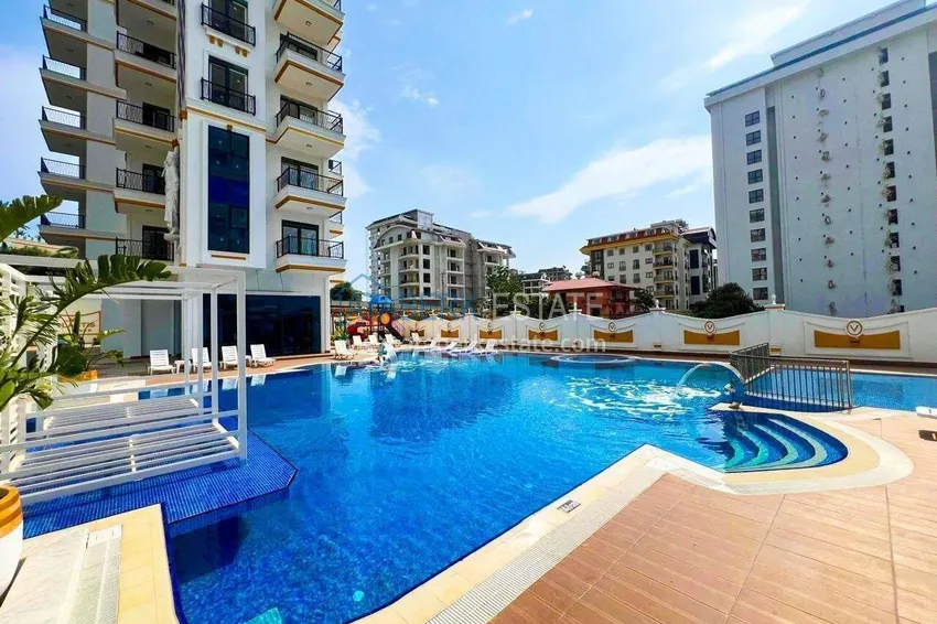 Hot offer: 1+1 apartment in Mahmutlar - south side, district center 4 