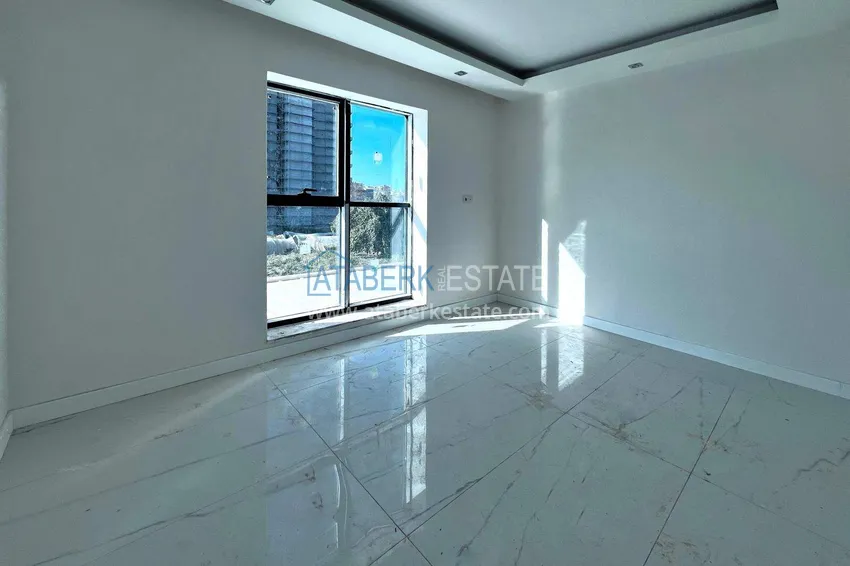 Purchase Hot offer: 1+1 apartment in Mahmutlar - south side, district center 6 