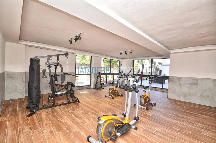Penthouse duplex 2+1 in Mahmutlar — furnished and with mountain views, near the center 14 