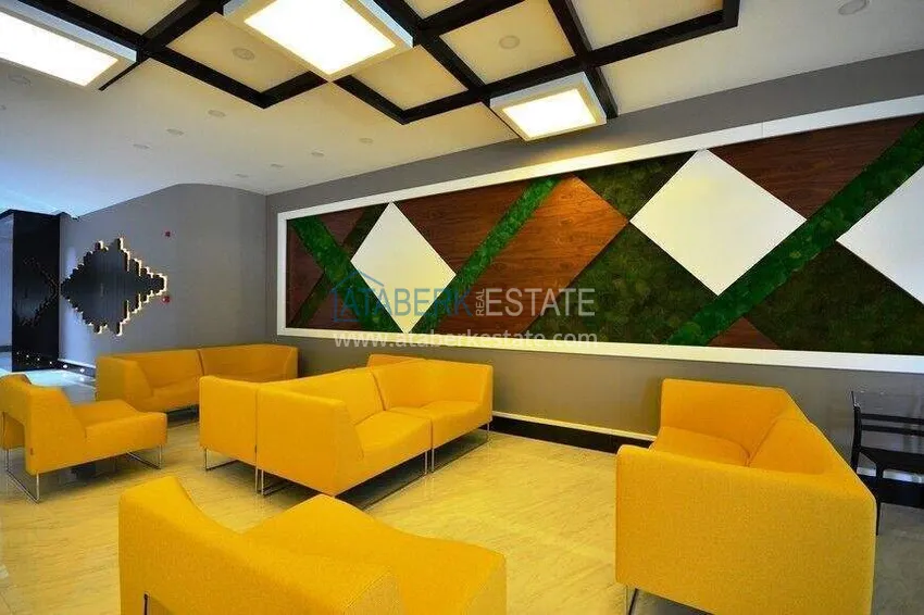 2+1 apartment in Mahmutlar — furniture, mountain view, first coastline  15 